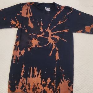 Reverse tie dye Tee shirt